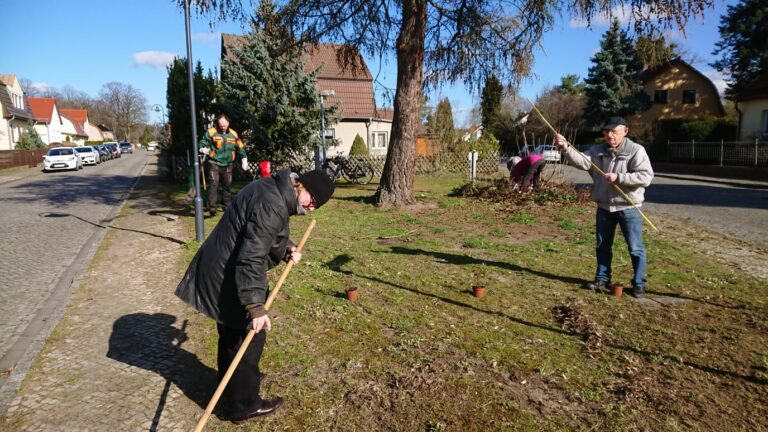 Blühwiesen für Erkner  -Es geht Los-
